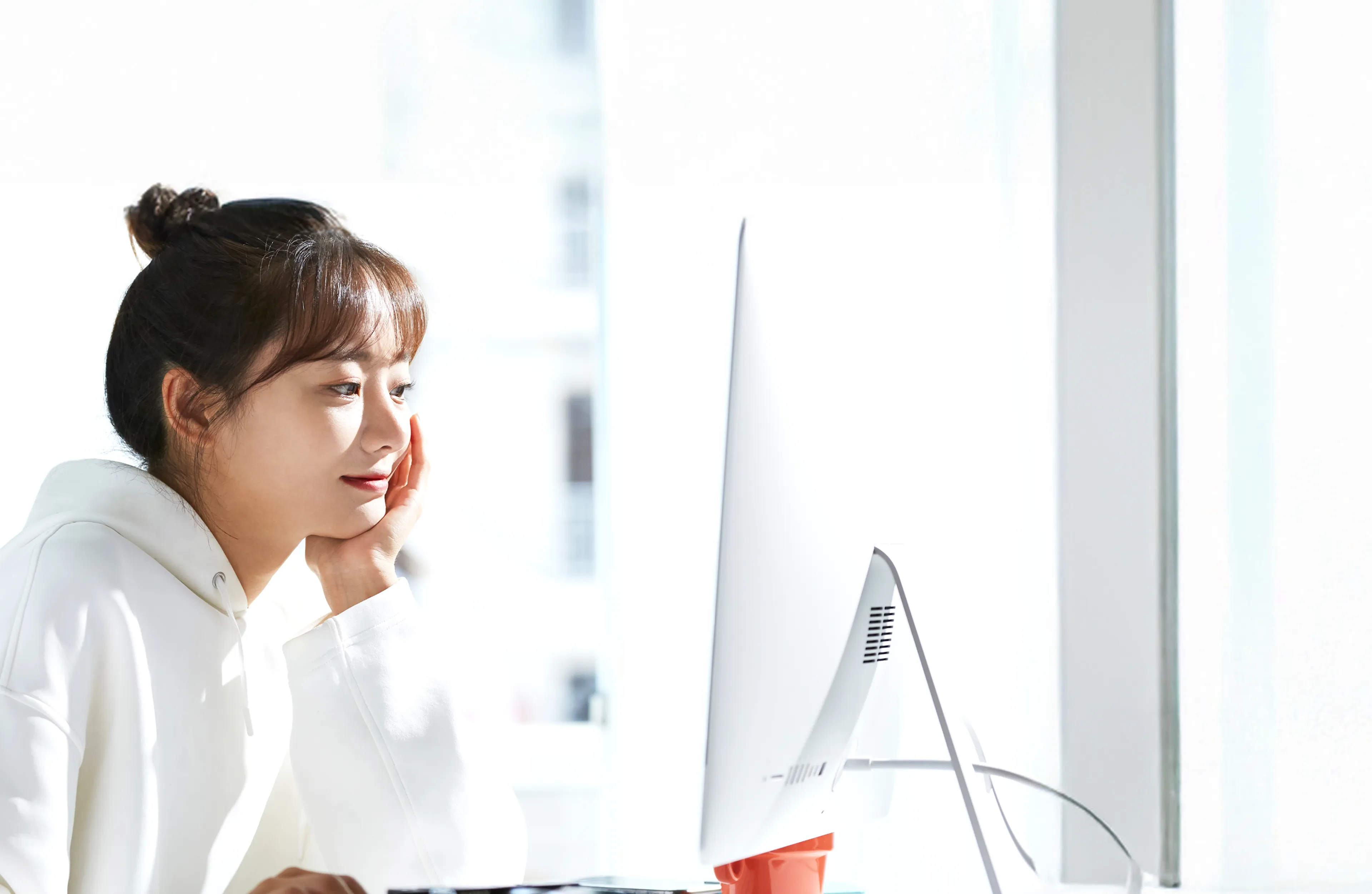 illume(イルミー)Webデザインスクールで学ぶ受講生のイメージ